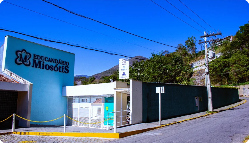 Fachada do Educandário Miosótis
